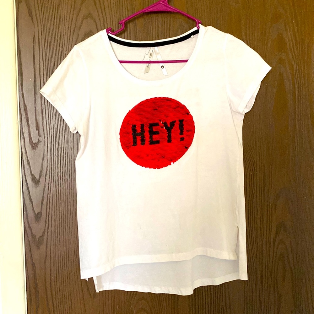 🎉LAST CHANCE🎉White Tee with sequins